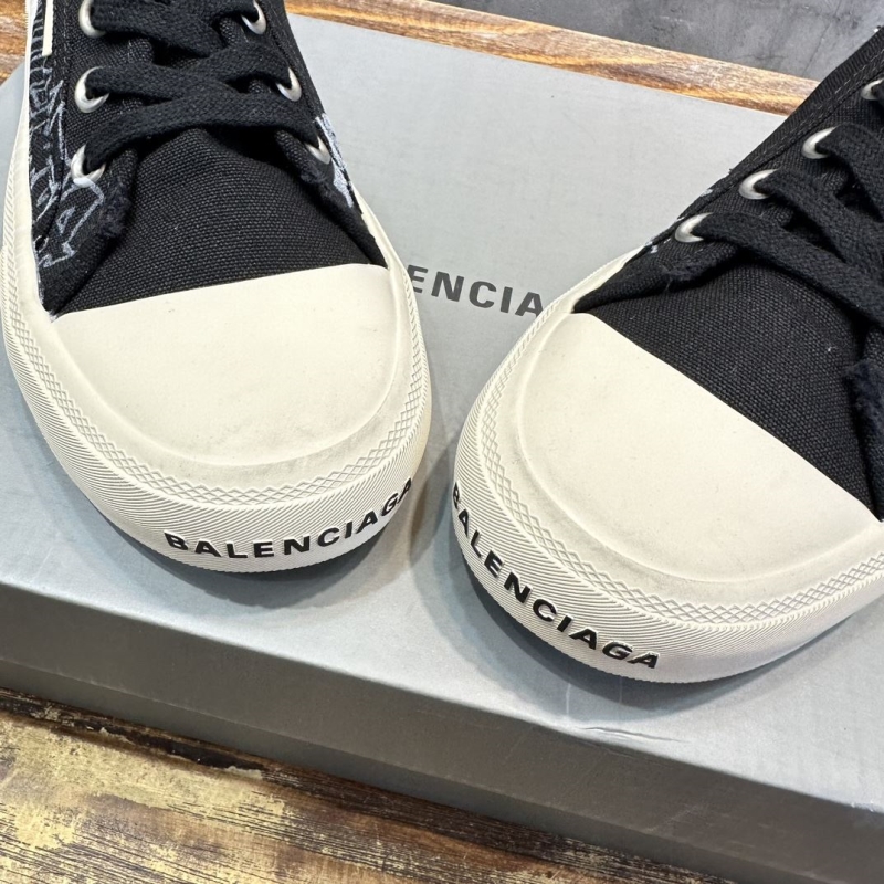 Balenciaga Sneakers